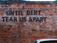 Buy now, pay later schemes putting young shoppers at debt risk